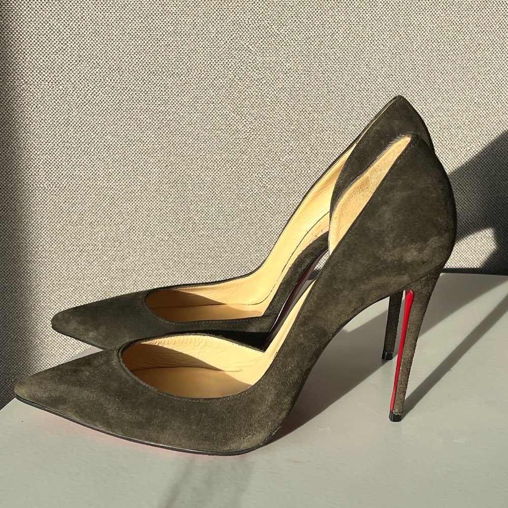 Christian Louboutin Iriza 85mm pumps dark/olive Green Suede - Picture 4 of 13